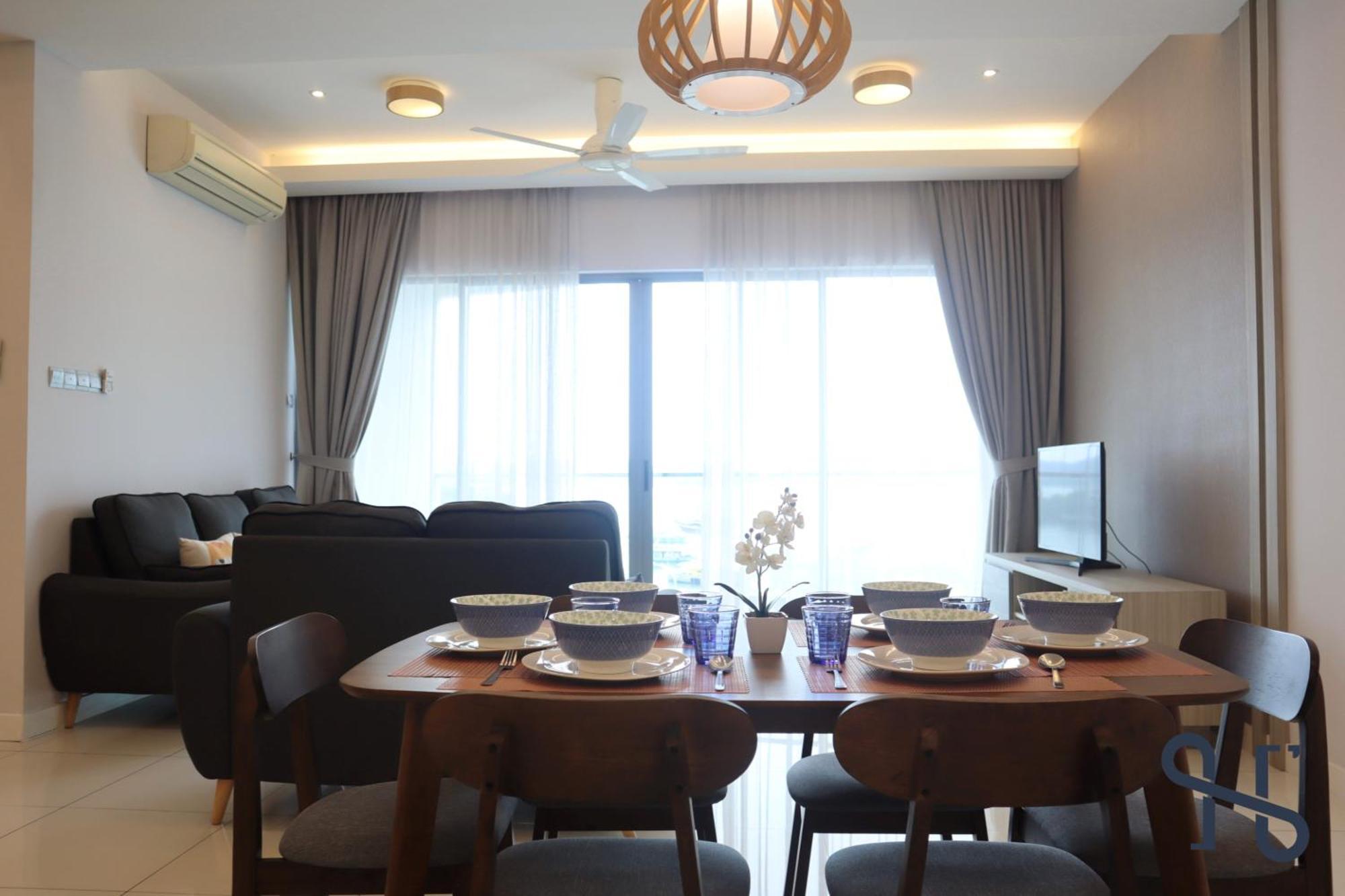 Homesuite' Home At The Loft โกตาคินาบาลู ภายนอก รูปภาพ